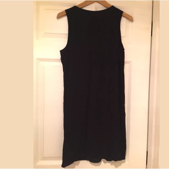 Old Navy cross stitch flowers dress. Size M - Picture 2 of 6